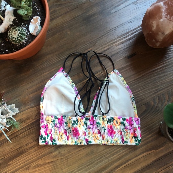 Victoria’s Secret PINK floral bralette size small - Picture 4 of 4